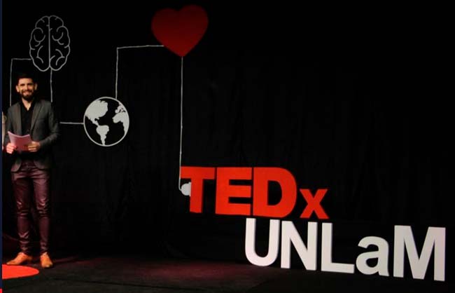 Conducción en Ted x UnLam