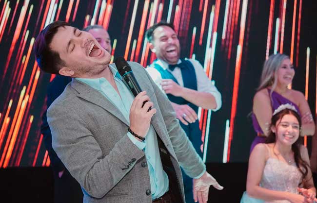 Conductor Animador en Evento Sociales